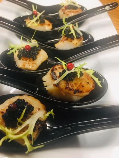 burgundywine.com - Recipes - Canape of Scallop, Caviar and Pink Pepper